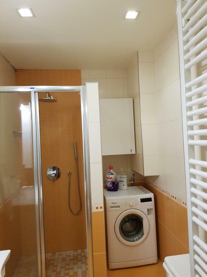 Hulk Apartment Vrsac Ngoại thất bức ảnh